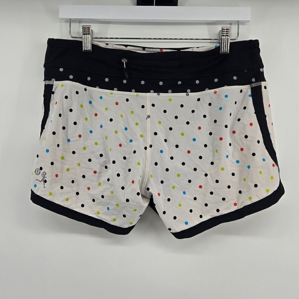 Lululemon Groovy Run Short 4.5" *SeaWheeze - 8 2012 Seawheeze - Wheezy Dot Multi - Picture 2 of 4